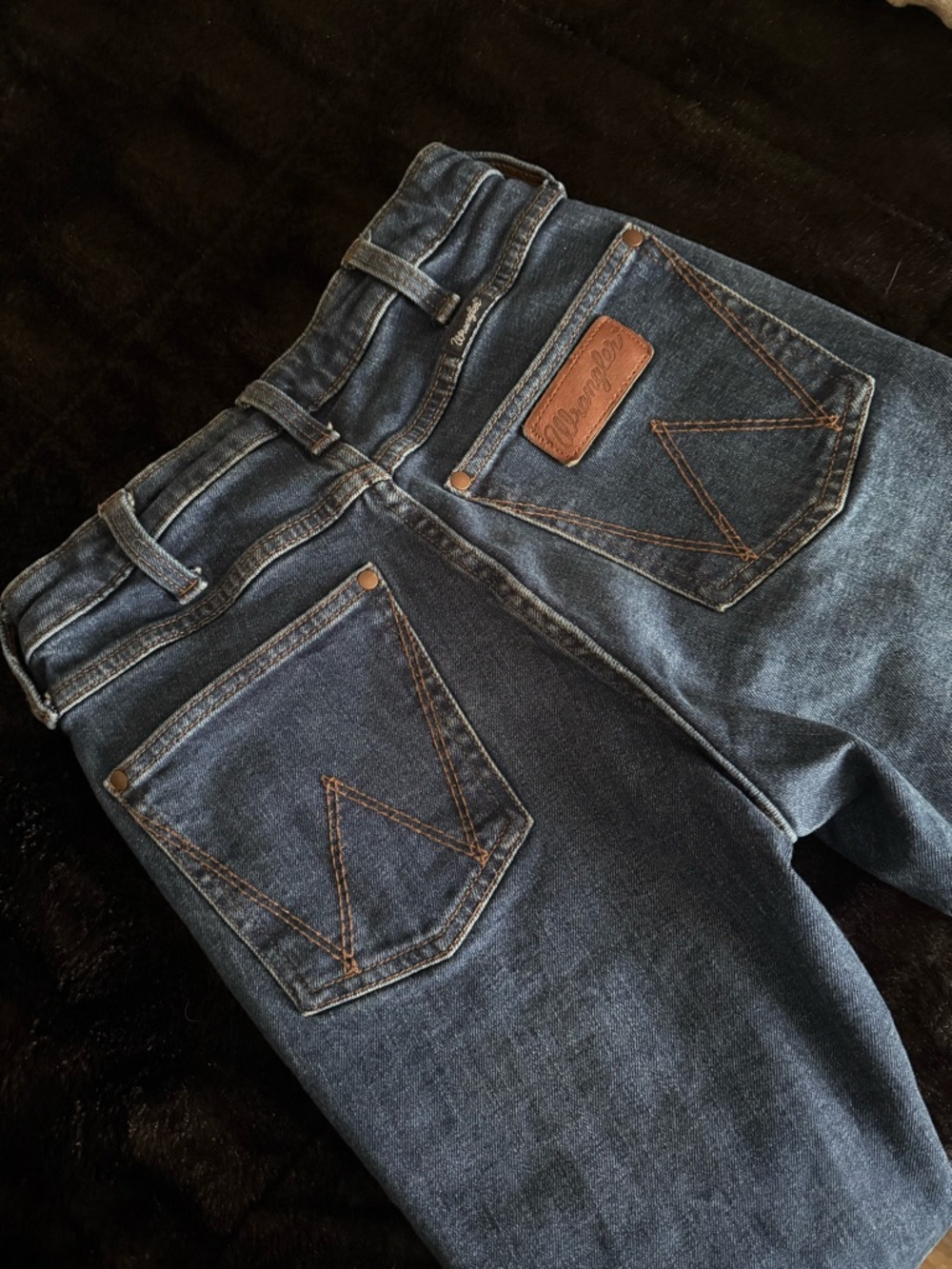 Wrangler Women's Indigo Boot Cut Jeans